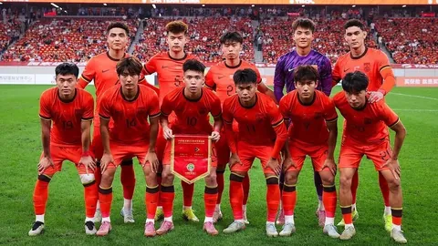 曼城力挽狂澜，德布劳内与多库双响破联赛连败魔咒