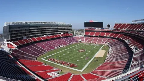 成都蓉城与法甲名帅续约，实力备受赞誉