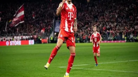 《极限挑战3》首映震撼来袭！独家幕后照曝光，2026圣诞狂欢派对盛大启幕！